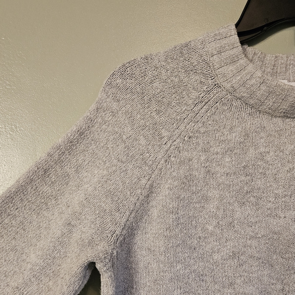 Sweater - Picture 4 of 5